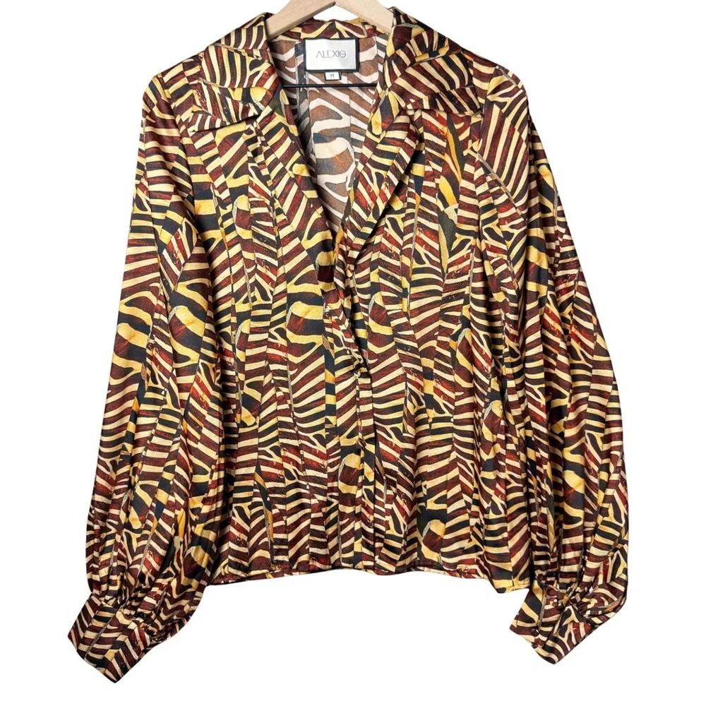 Alexis Women’s Kamil V-neck Satin Blouse Top in Sand Savanna size M